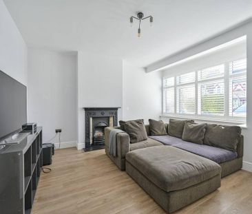 4 bedroom terraced house to rent - Photo 1