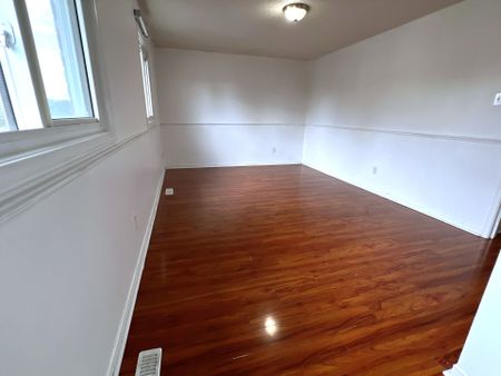 For Lease - 93 Martindale Crescent, Brampton, Ontario - Photo 4