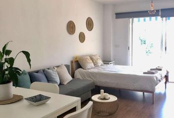 For rent from 01/09/25 - 30/06/26 Nice studio in Torrequebrada near the beach (Benalmadena)