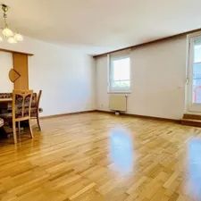 8Min zur U2 - helle 3-Zimmer-DG-Wohnung - sonnige Terrasse - teilmöbliert - Tiefgarage - top Anbindung - Photo 1
