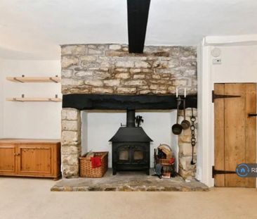 2 bedroom semi-detached house to rent - Photo 1
