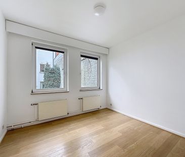 Flat - for rent - Photo 1