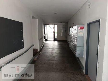 PRONÁJEM 1+KK, BRNO-ZÁBRDOVICE - Photo 2