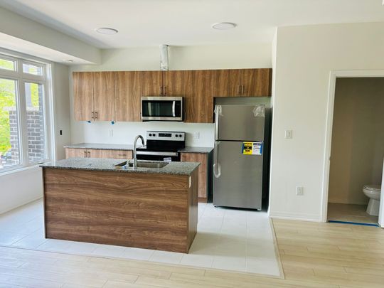 For Lease - 20 Sidney Rose Common Street Unit# 15, St. Catharines, Ontario - Photo 1