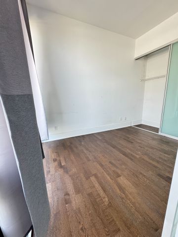 For Lease - 42 Charles Street Unit# PH5606, Toronto, Ontario - Photo 3