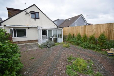 To Rent Bryant Road, Wallisdown, Poole, BH12 £2,850 pcm Tenancy Info - Photo 2