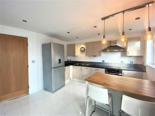 2 bedroom apartment to rent - Photo 1
