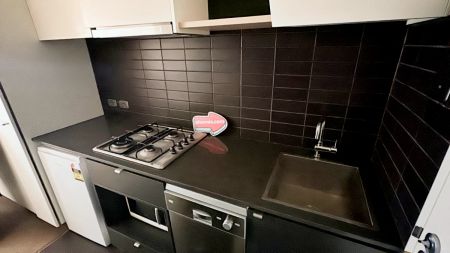 One Bedroom Apartment - Photo 2