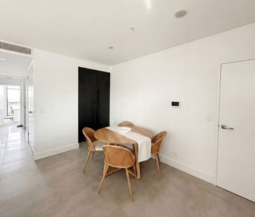 Recently built luxurious apartment within 150m to Mortdale station - Photo 2
