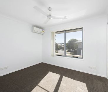 Cosy Townhouse in North Lakes - Photo 2