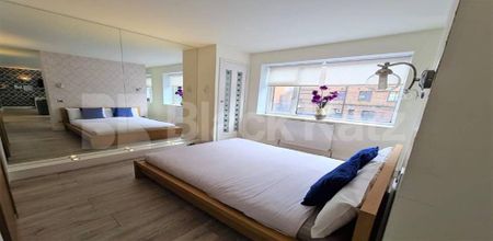 Fantastic one bed flats located within mins to Camden Tube & Regents Park - Photo 5