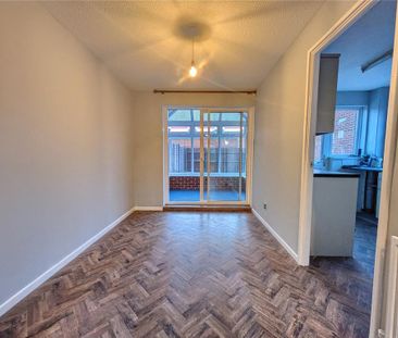 3 bedroom semi-detached house to rent - Photo 3