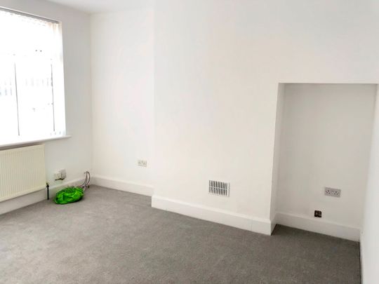 3 Bed Terraced House, Torcross Avenue, CV2 - Photo 1