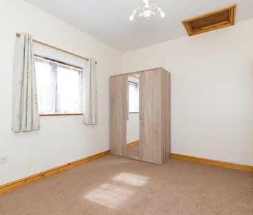 1 bedroom barn conversion to let - Photo 2