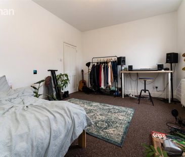 5 bedroom end of terrace house to rent - Photo 6