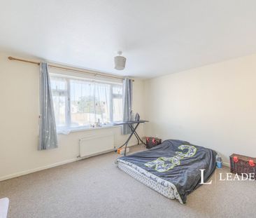 3 bedroom semi-detached to rent Nelson Avenue, Portsmouth PO2 - Photo 3