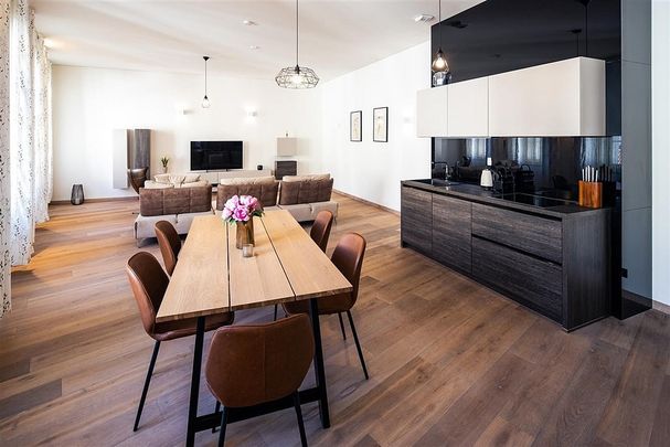 Pronájem bytu 3+kk 123 m² - Fotografie 1