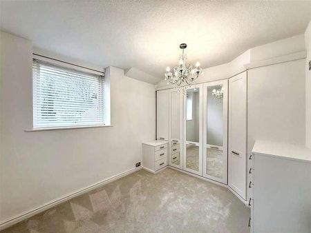 Mews Cottage, East Downs Road, Bowdon, Altrincham, WA14 - Photo 3