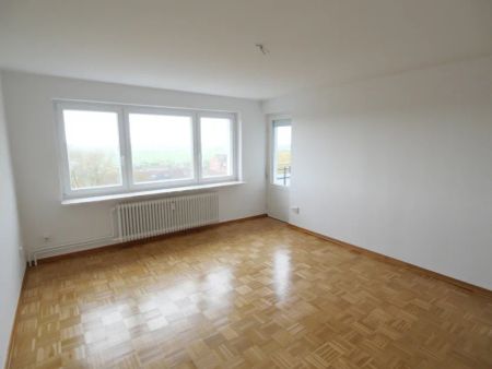 Sanierte 3-Zimmer-Wohnung mit toller Aussicht - Foto 2