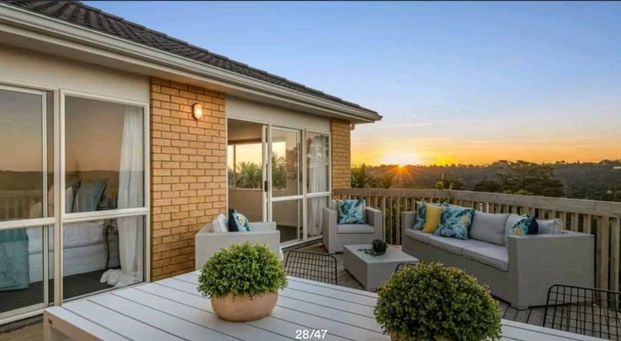 Ready to move in - beautiful family home - Photo 1