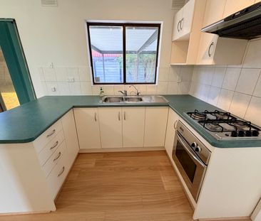 37 Kenihans Road, Happy Valley SA 5159 - House For Rent - $590 | Do... - Photo 3