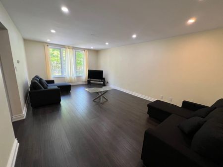 For Lease - 37 1/2 Cumberland Street, St. Catharines, Ontario - Photo 2