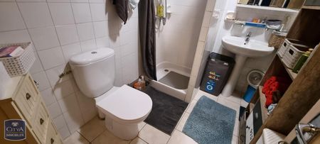 Location Maison 3 pièces 93m² AGEN 47000 - Photo 5