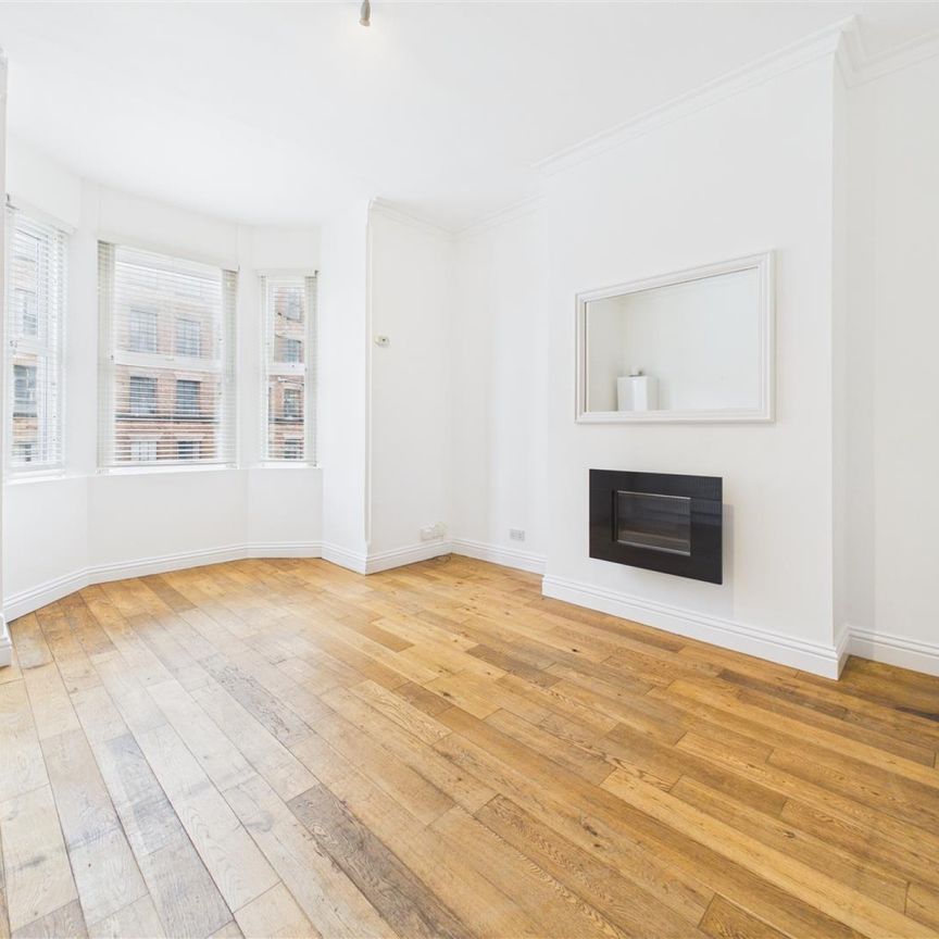 1 bedroom Flat to rent - Photo 1