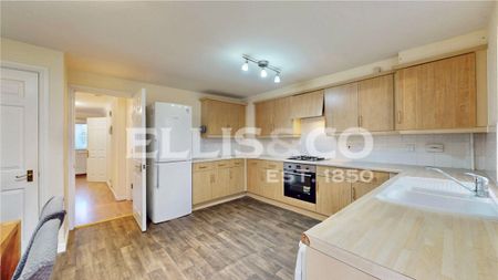 Chamberlayne Avenue, HA9, Wembley - Photo 4
