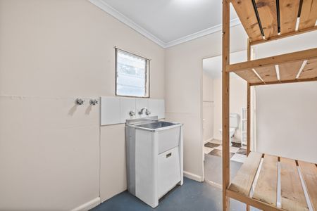 649 Queensberry Street, North Melbourne VIC 3051 - House For Rent | Domain - Photo 2