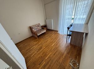 Studio/Γκαρσονιέρα για ενοικίαση - Καρδίτσα, - Φωτογραφία 1