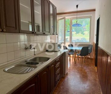 Prostorný byt 3+1 pro 4 studenty (za os. 5.500,- Kč), pěkná a klidn... - Photo 4