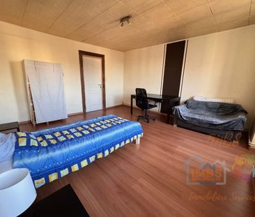 Chambre meublé de 19 m2 en colocation dans un T4 pièces de 97m2- ST... - Photo 2