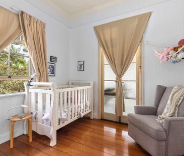 Fully Furnished - Charming Furnished Home in the Heart of Wilston - Photo 4