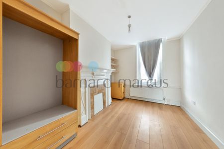 London Road - Photo 2