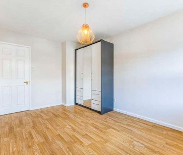 Tavern Close, Carshalton, SM5 - Photo 2