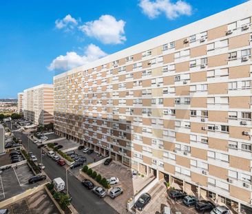 PORTELA LRS, Lisbon - Photo 1