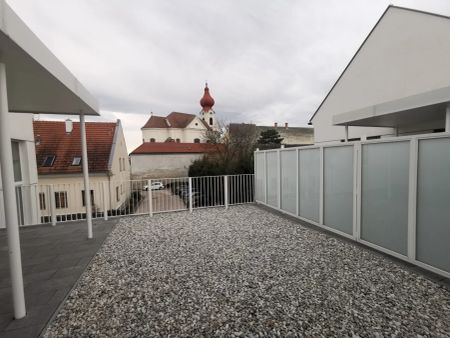 Neubau - Wunderschöne 3 Zimmer-Wohnung mit großzügiger Terrasse - Photo 2