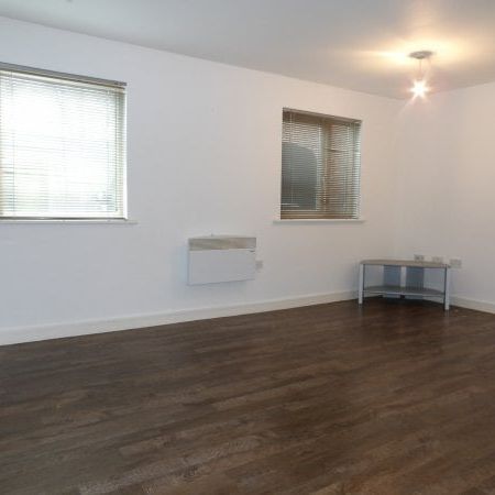 St Crispins Court, Mansfield, NG18 - Photo 1