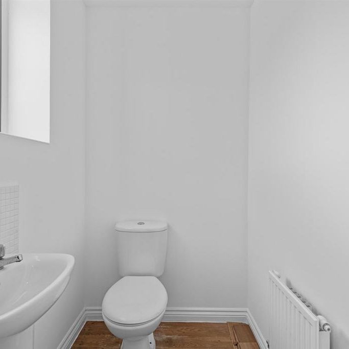 2 bedroom semi-detached house to rent - Photo 1