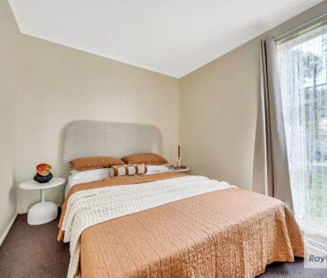 Low Maintenance Living! - Photo 2