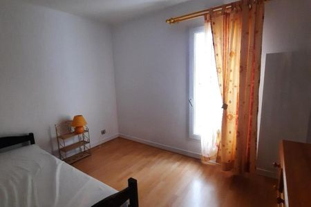 Louer appartement 3 pièces de 50 m² - Photo 2