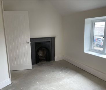 Hafod Farmhouse is a spacious 3 to 4 bedroom property in a well con... - Photo 5