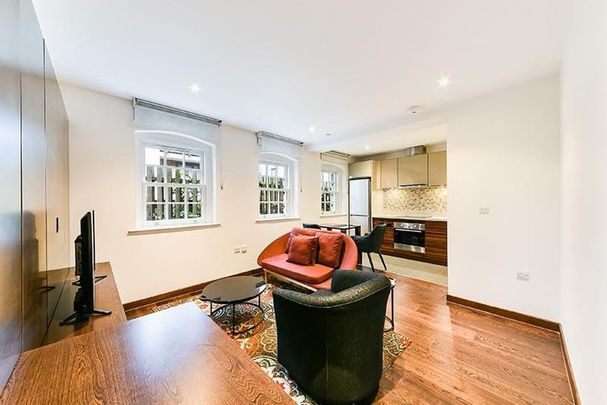 1 bedroom flat available to rent in Sovereign Court, Wapping, E1W - Photo 1