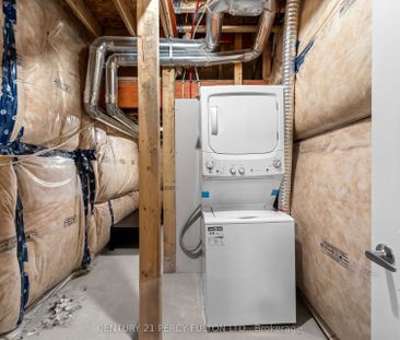 49 Christine Elliott Avenue #Basement apartment - Photo 3