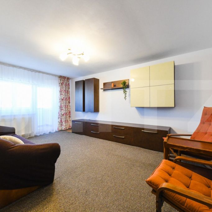 Apartament 4 camere decomandat, parcare, zona Centrala - Fotografie 1