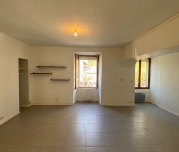 Location appartement 1 pièce, 35.00m², Mandres-les-Roses - Photo 1