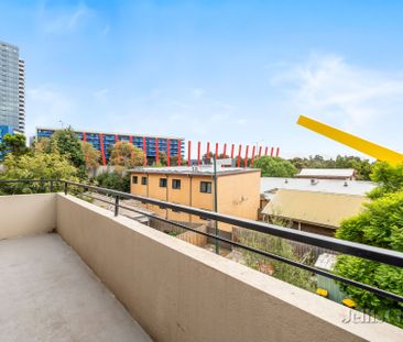 11/117 Manningham Street, Parkville - Photo 5