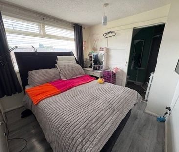 Egerton Road, Prescot, Merseyside, L34 - Photo 2