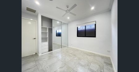 2 bedroom granny flat - Edensor Park - Photo 3